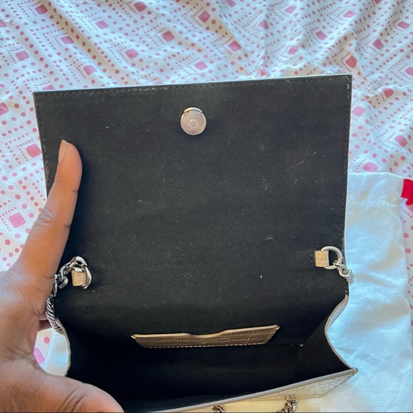 SOLD!! Alexander McQueen Crocodile embossed skull mini crossbody - Picture 4 of 7